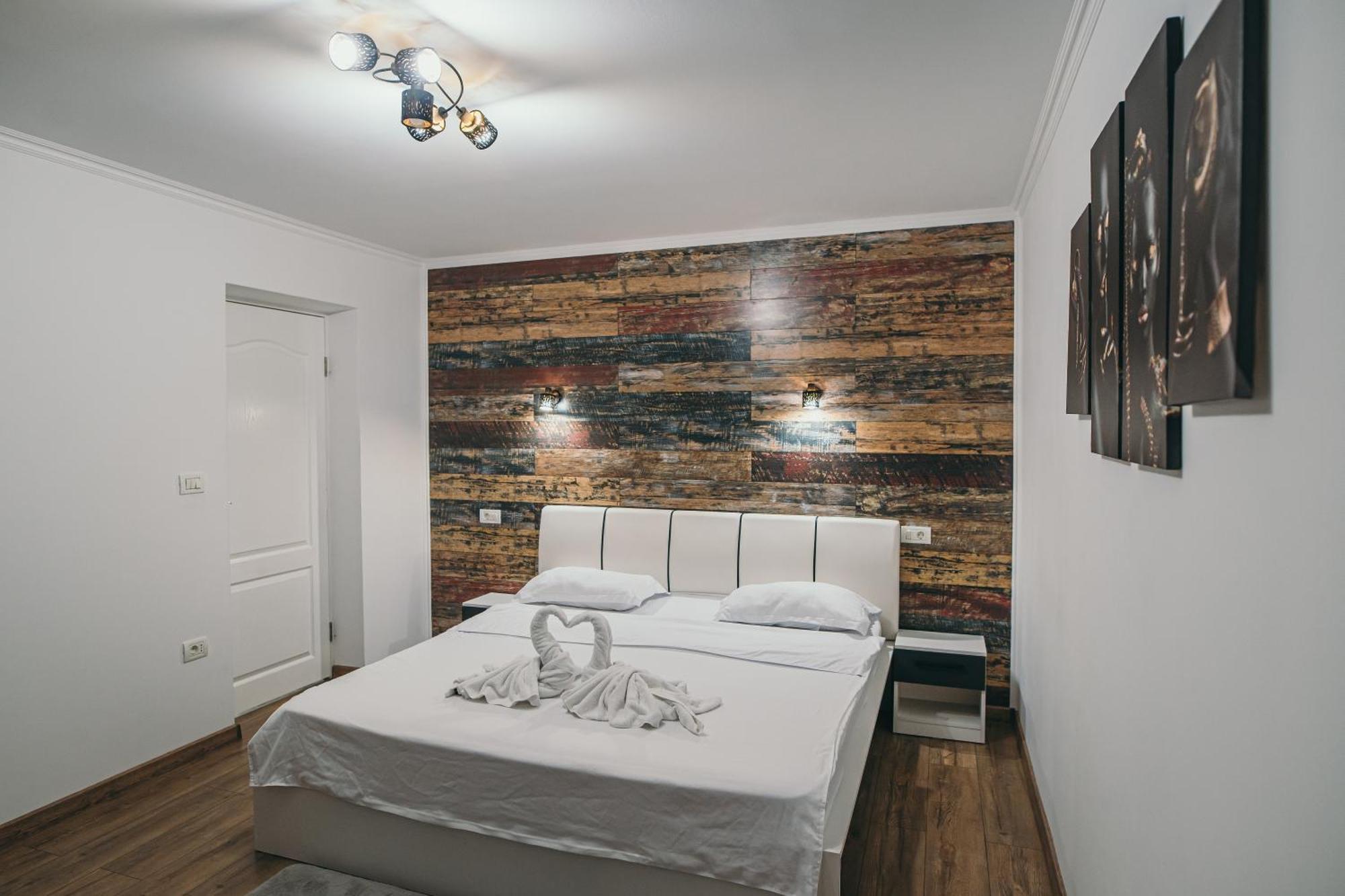 Insomnia Studio Drobeta Turnu Severin Exteriör bild